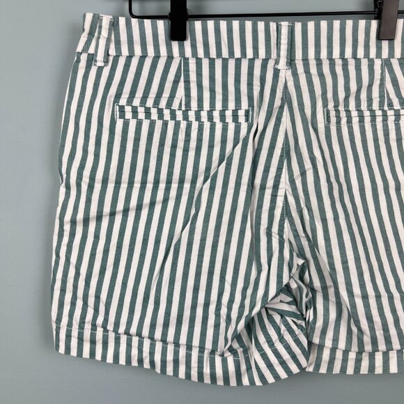 Old Navy Women's 5 Inch Everyday Short Green and White Stripe Size 10 - Picture 5 of 6